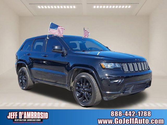 Certified 2018 Jeep Grand Cherokee Altitude AWD/4WD image 1