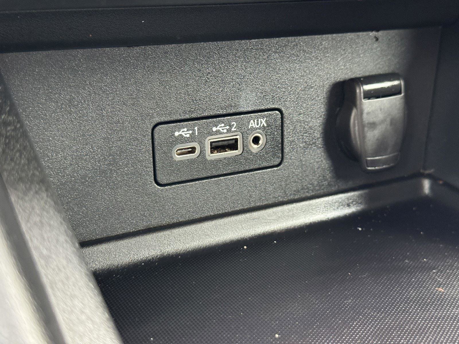 Used 2022 Nissan Sentra SR image 19