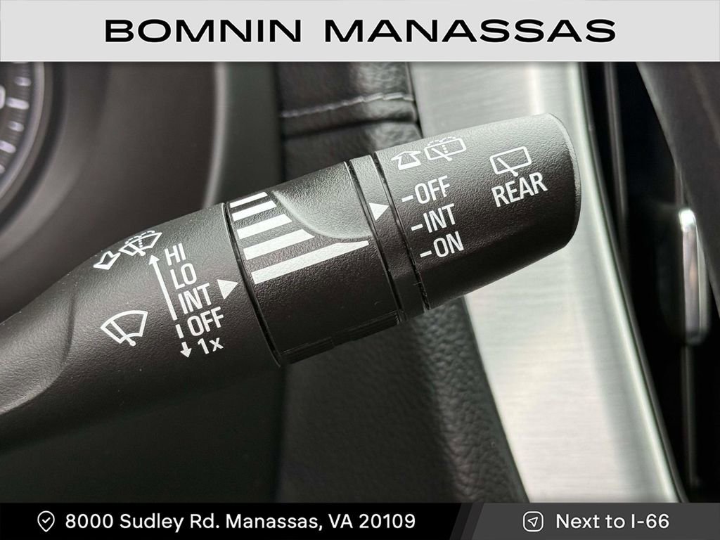 Used 2022 GMC Terrain SLE w/ Driver Convenience Package image 26