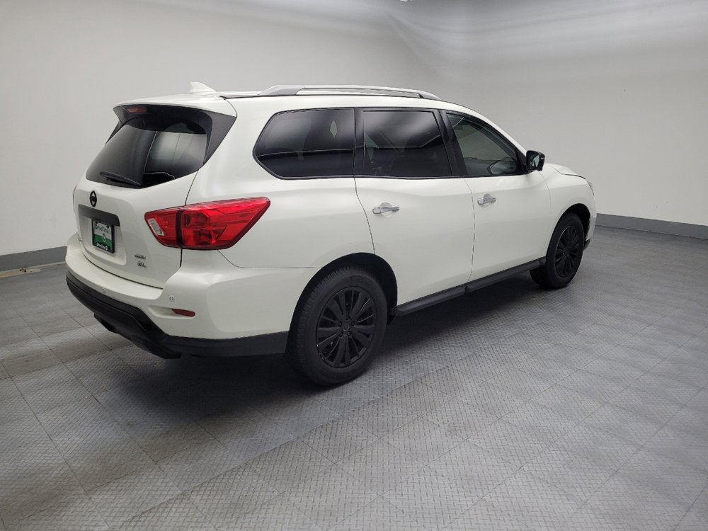 Used 2019 Nissan Pathfinder SL image 10