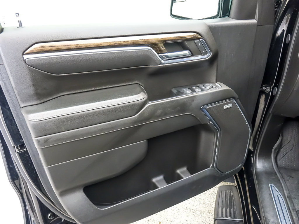 Used 2024 Chevrolet Silverado 1500 RST w/ Convenience Package II AWD/4WD image 19