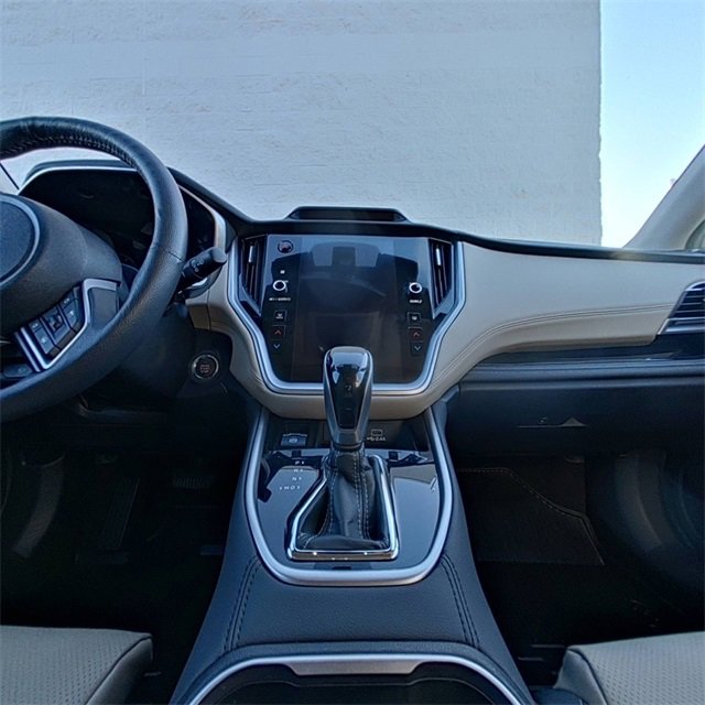 Used 2025 Subaru Outback Limited image 26