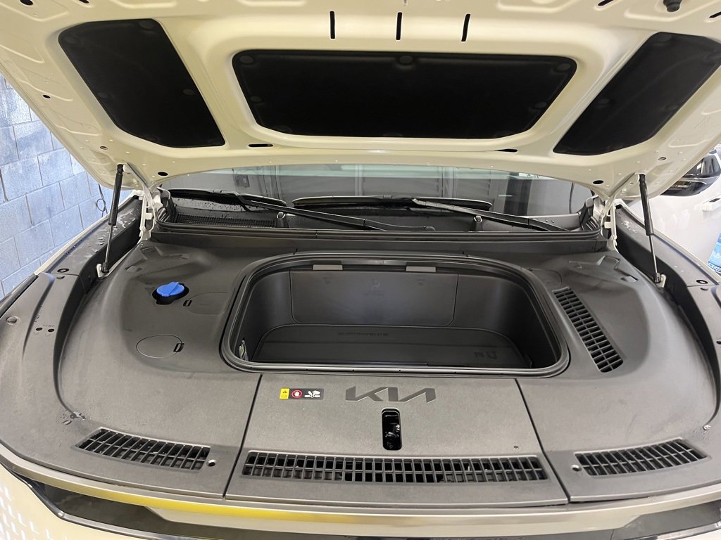 New 2026 Kia EV9 GT-Line image 8