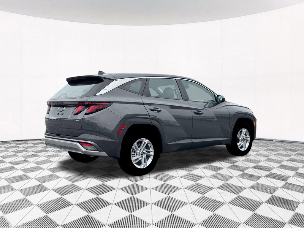 Used 2026 Hyundai Tucson SE AWD/4WD image 10