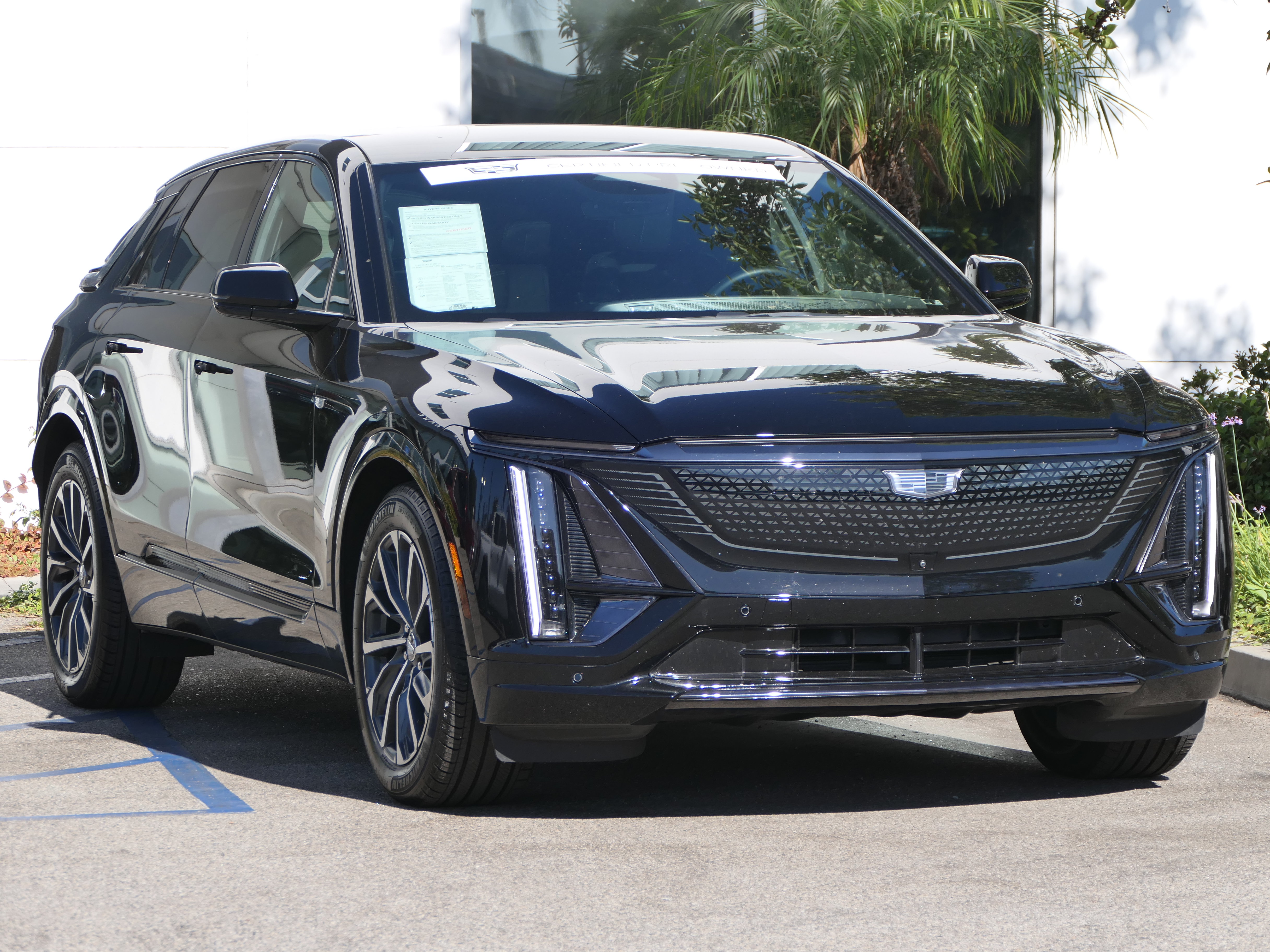 Certified 2024 Cadillac Lyriq Sport AWD/4WD image 8