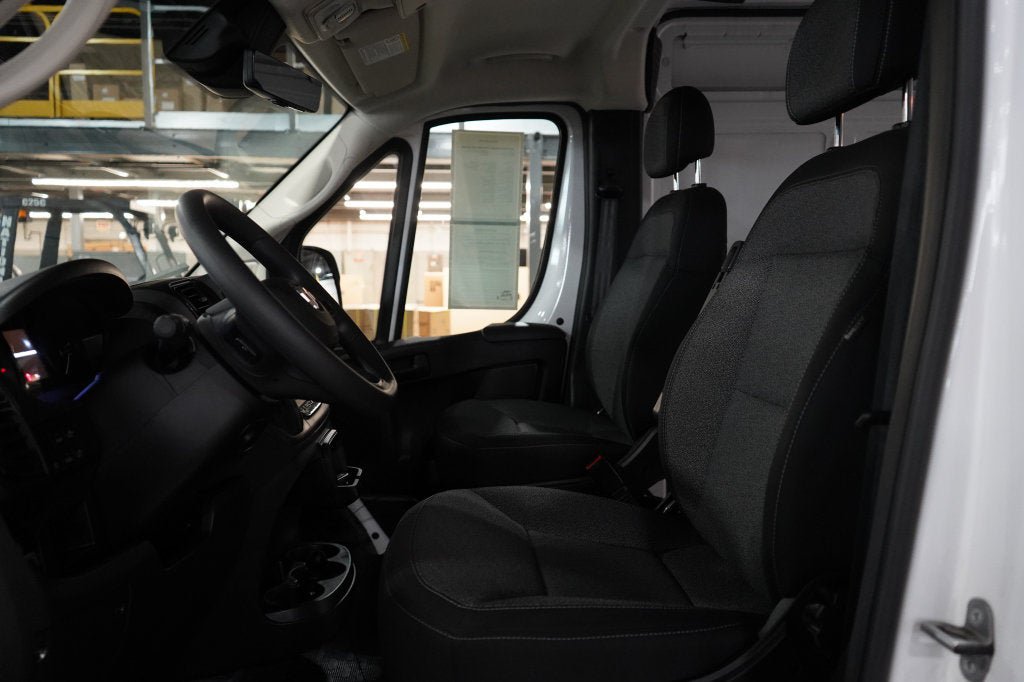 Used 2025 RAM ProMaster 3500 w/ Safety Group FWD image 7