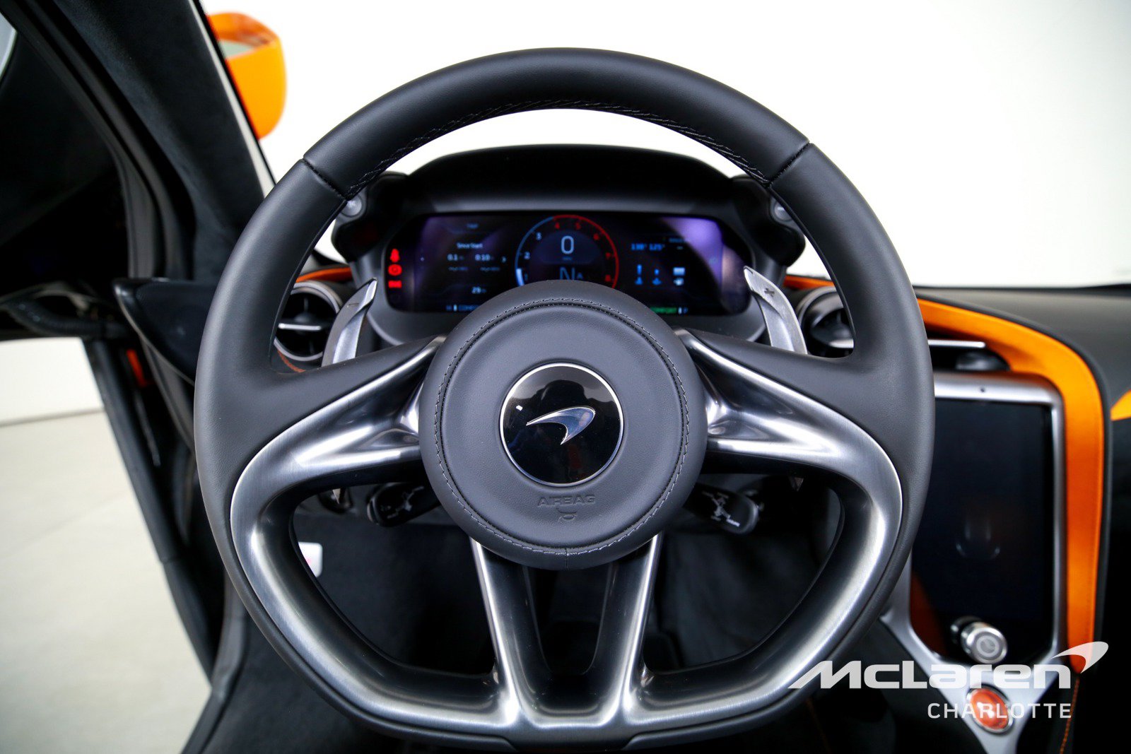 Used 2026 McLaren 750S Spider RWD image 15