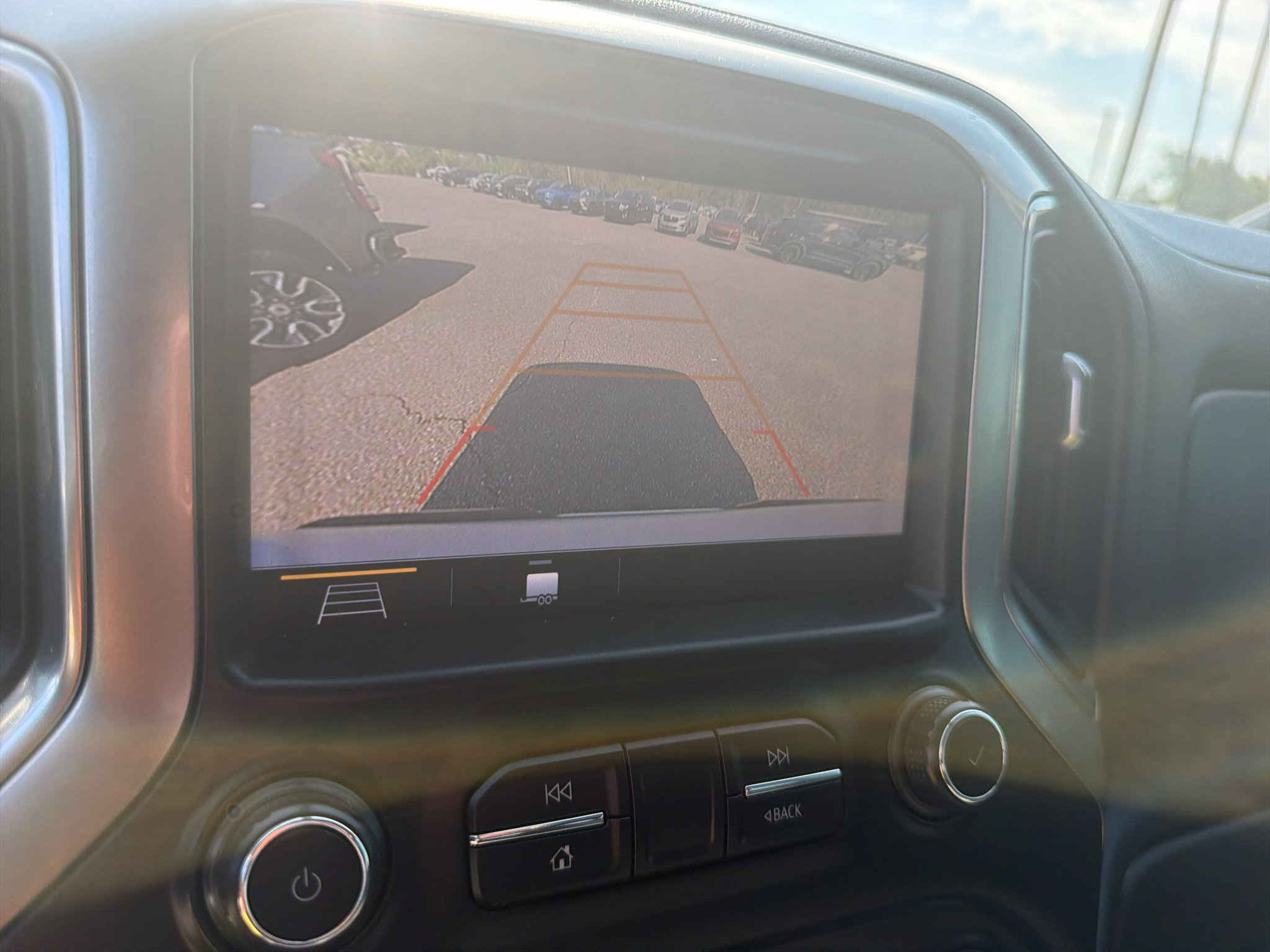 Used 2019 Chevrolet Silverado 1500 LT w/ Convenience Package RWD image 11