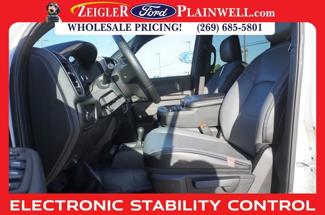 Used 2023 RAM 3500 Tradesman w/ Convenience Group image 16