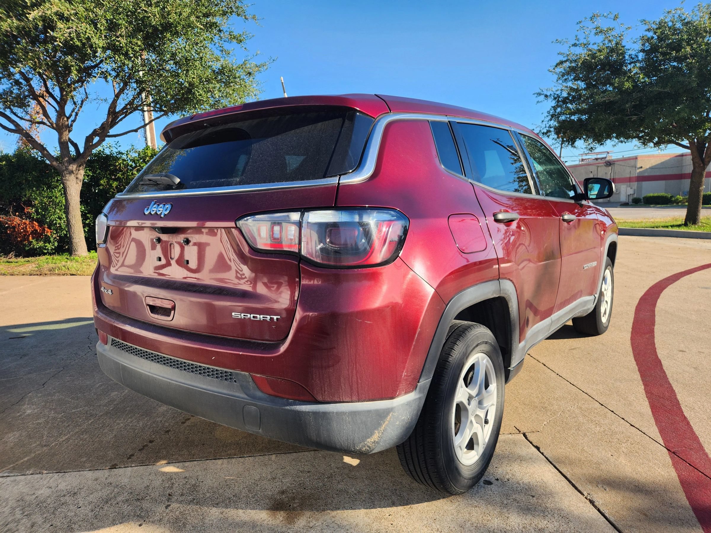 Used 2022 Jeep Compass Sport AWD/4WD image 5