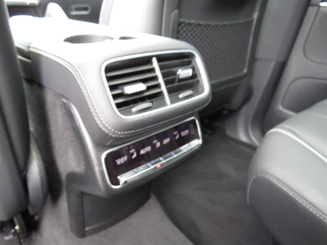 Used 2025 Mercedes-Benz GLS 450 4MATIC image 26