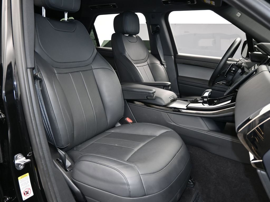 Used 2024 Land Rover Range Rover Sport Dynamic SE image 44