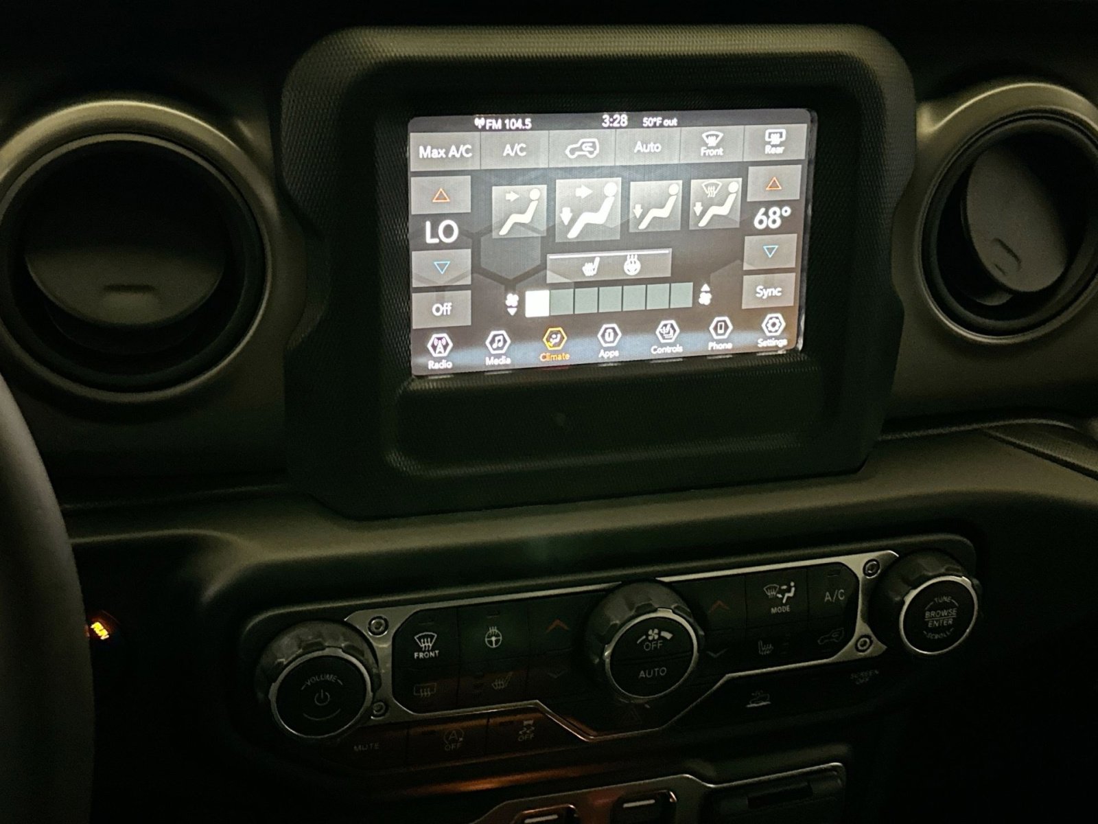 Used 2022 Jeep Wrangler Sport S image 25