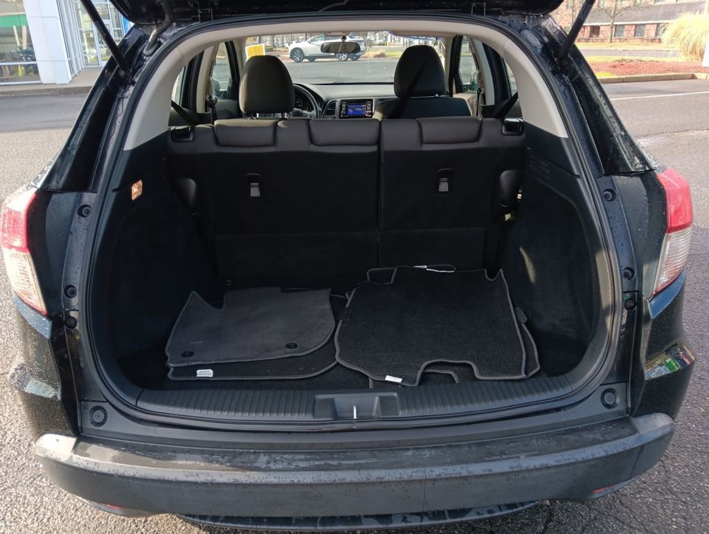 Used 2021 Honda HR-V LX image 23