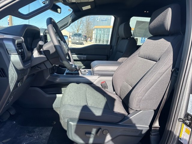 New 2026 Ford F150 XLT w/ Equipment Group 302A MID image 9