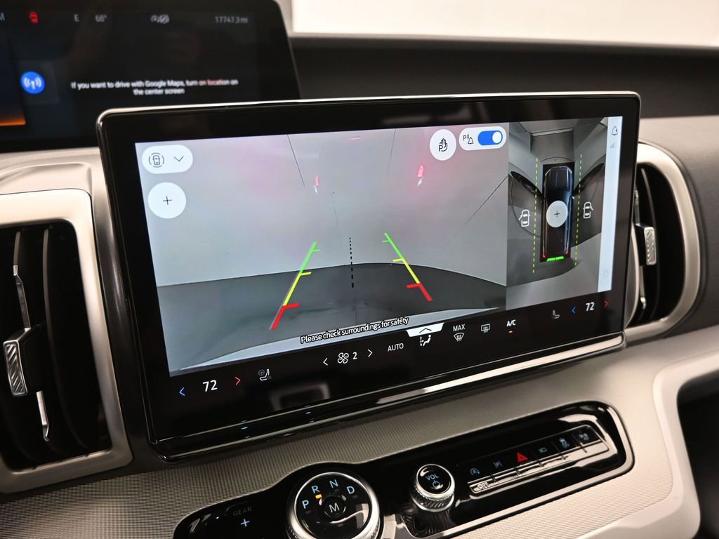 Certified 2025 Ford Expedition Active image 16