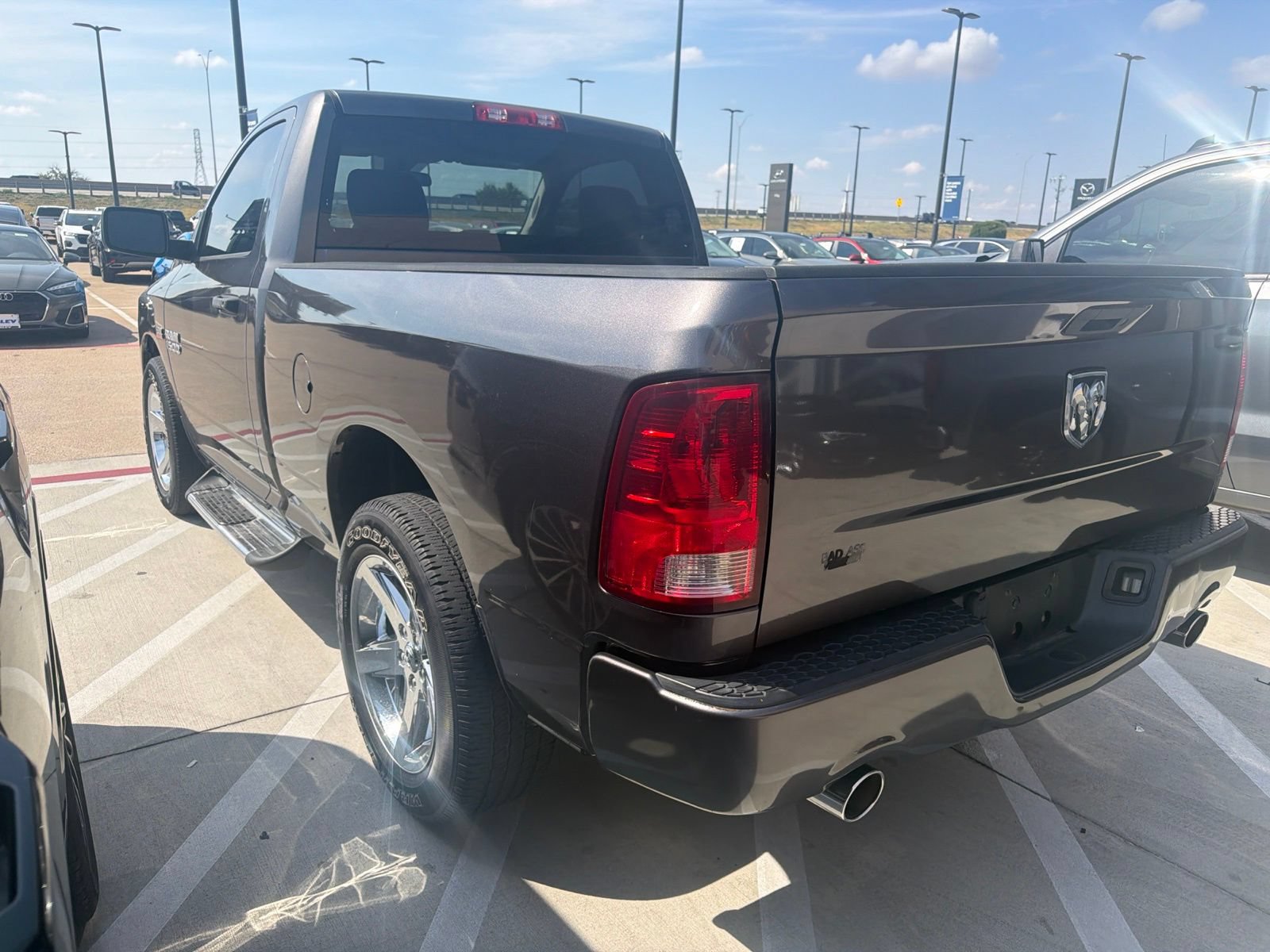 Used 2014 RAM 1500 Express RWD image 7