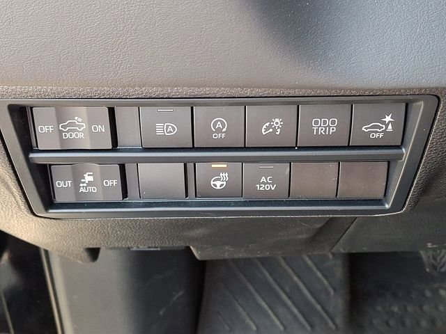 Used 2024 Toyota Tundra Platinum image 25