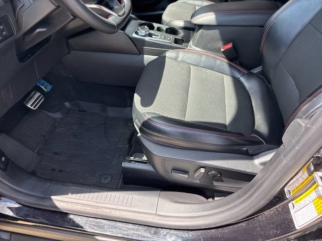 Used 2024 Ford Escape ST-Line w/ Tech Pack #1 AWD/4WD image 20