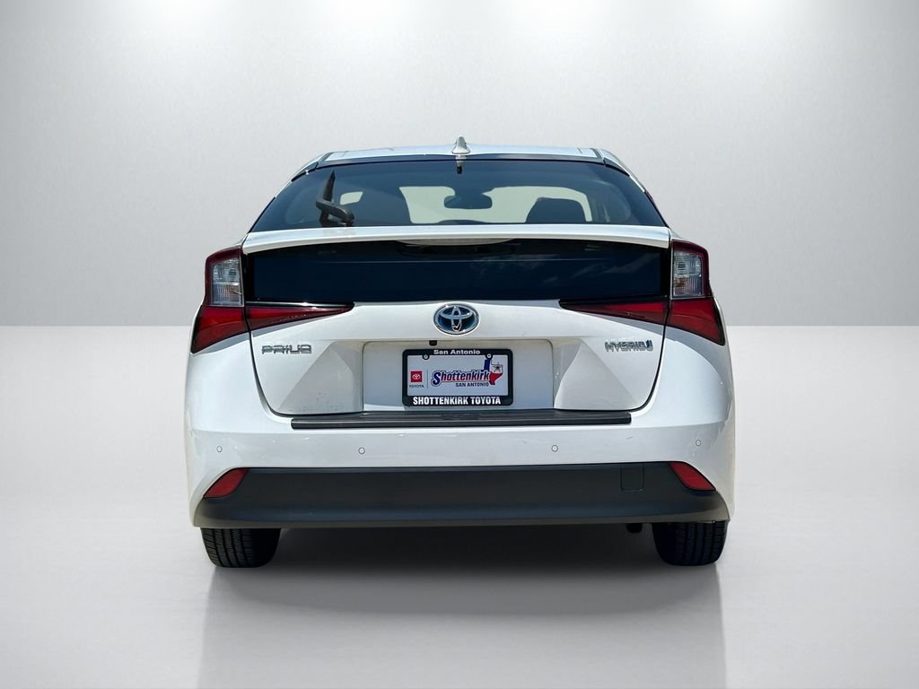 Used 2020 Toyota Prius LE FWD image 6
