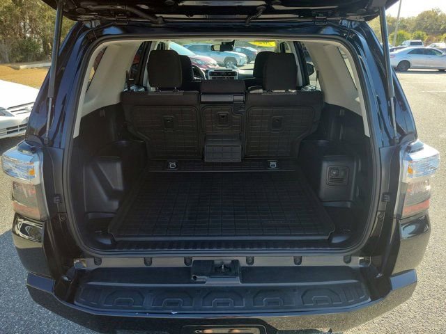 Used 2024 Toyota 4Runner SR5 image 19