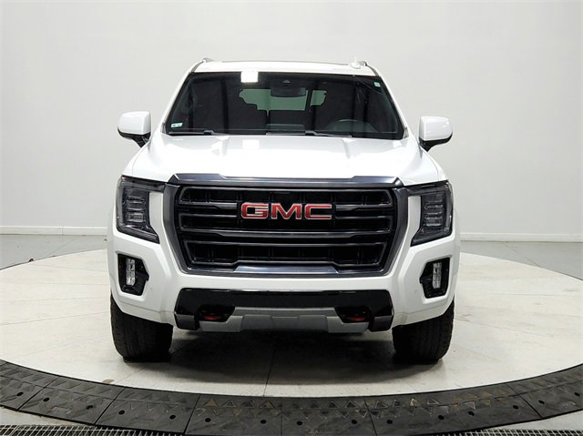 Used 2023 GMC Yukon AT4 image 2