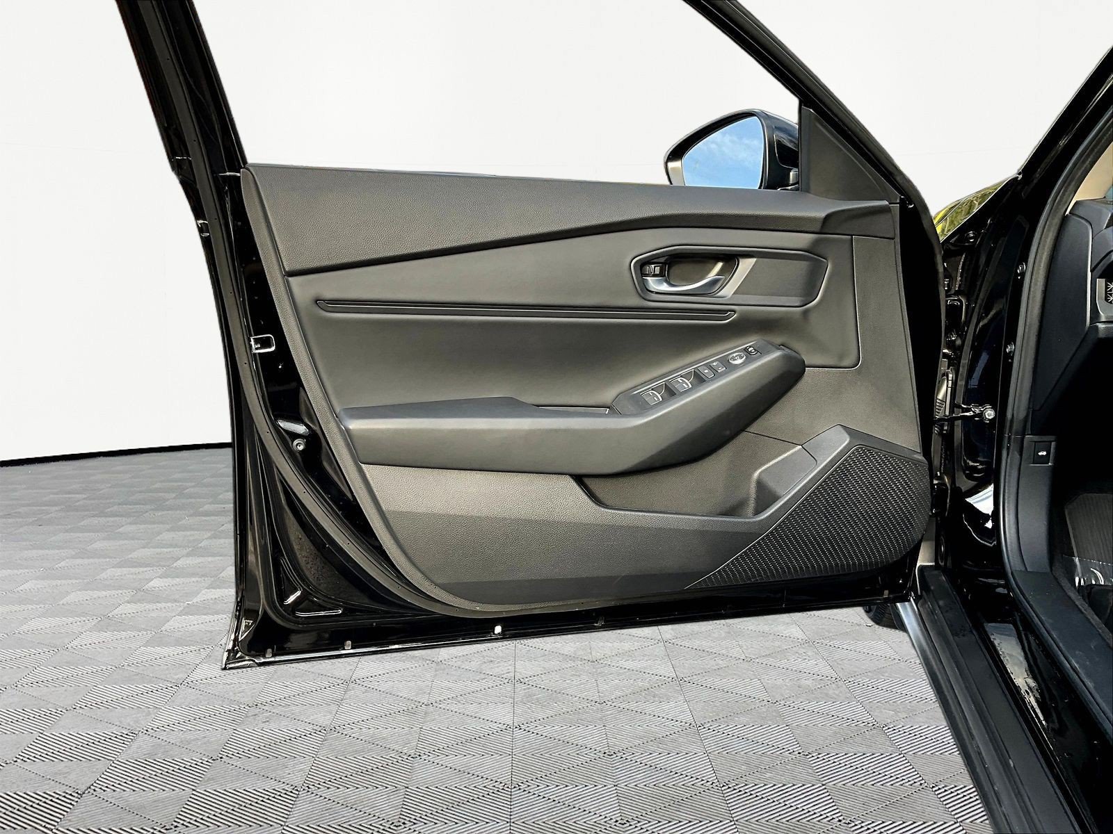 Used 2025 Honda Accord SE image 20