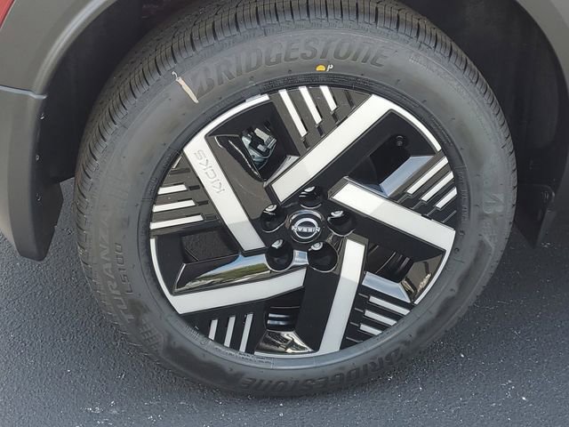 New 2026 Nissan Kicks SV FWD image 5