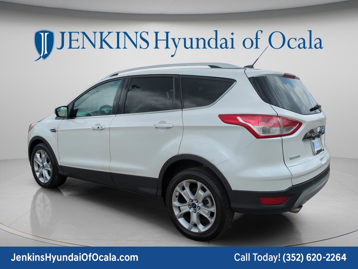 Used 2016 Ford Escape Titanium FWD image 5