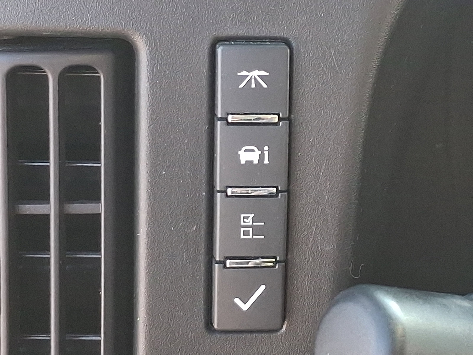 Used 2023 Chevrolet Express 3500 LT w/ LT Preferred Equipment Group image 26