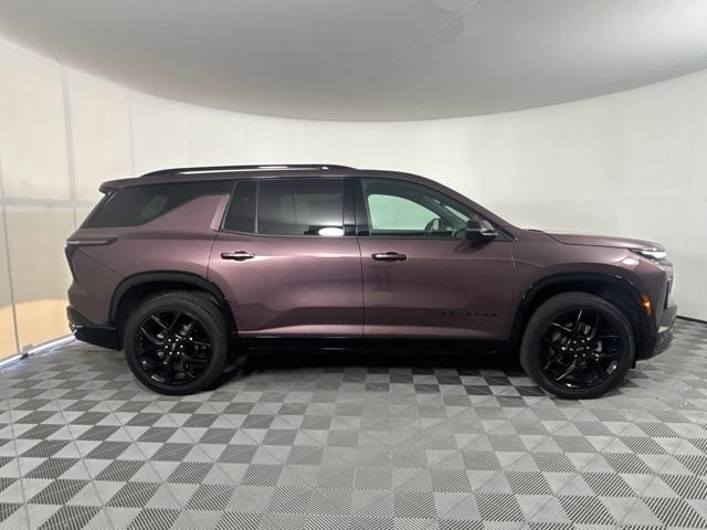 Used 2024 Chevrolet Traverse RS AWD/4WD image 34