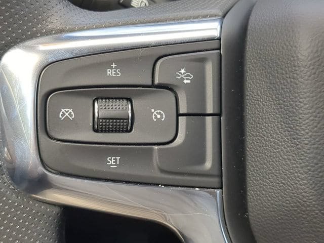 Used 2024 Chevrolet Blazer LT w/ Convenience Package FWD image 23