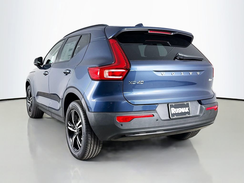 New 2026 Volvo XC40 B4 Core FWD image 5