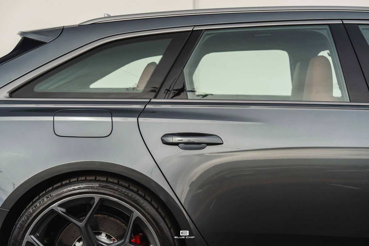 Used 2025 Audi RS 6 performance w/ Executive Package image 9