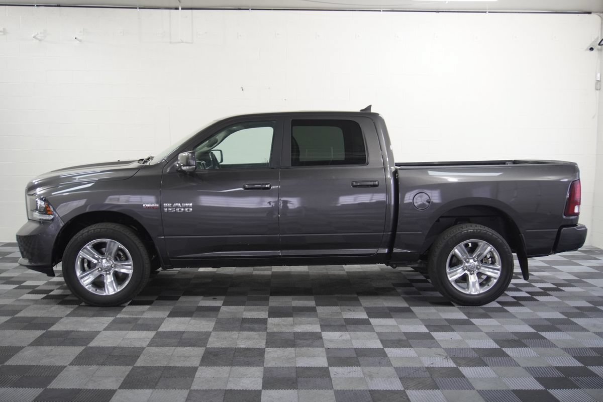 Used 2018 RAM 1500 Sport w/ Convenience Group AWD/4WD image 2