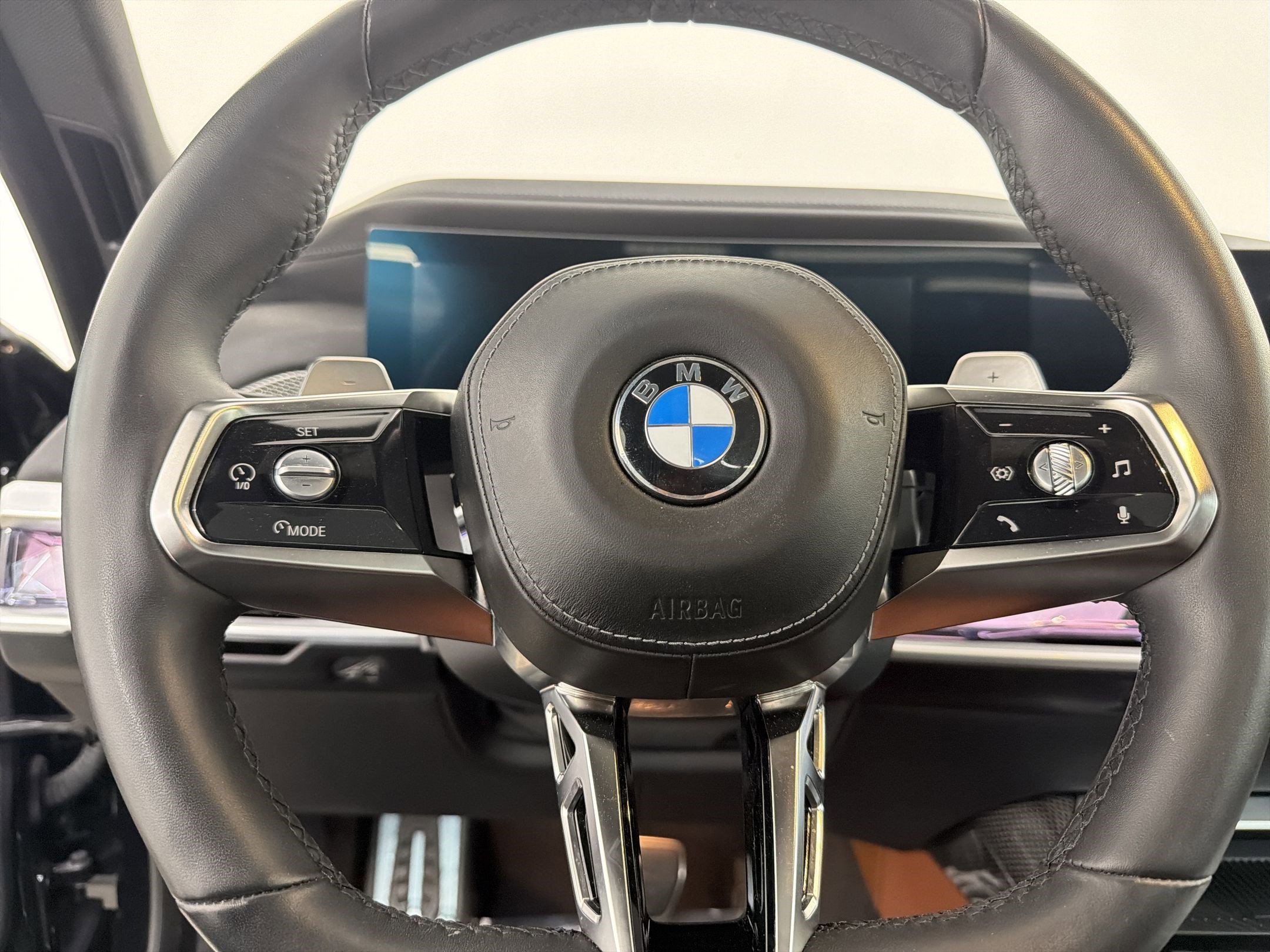 Certified 2023 BMW 740i image 14