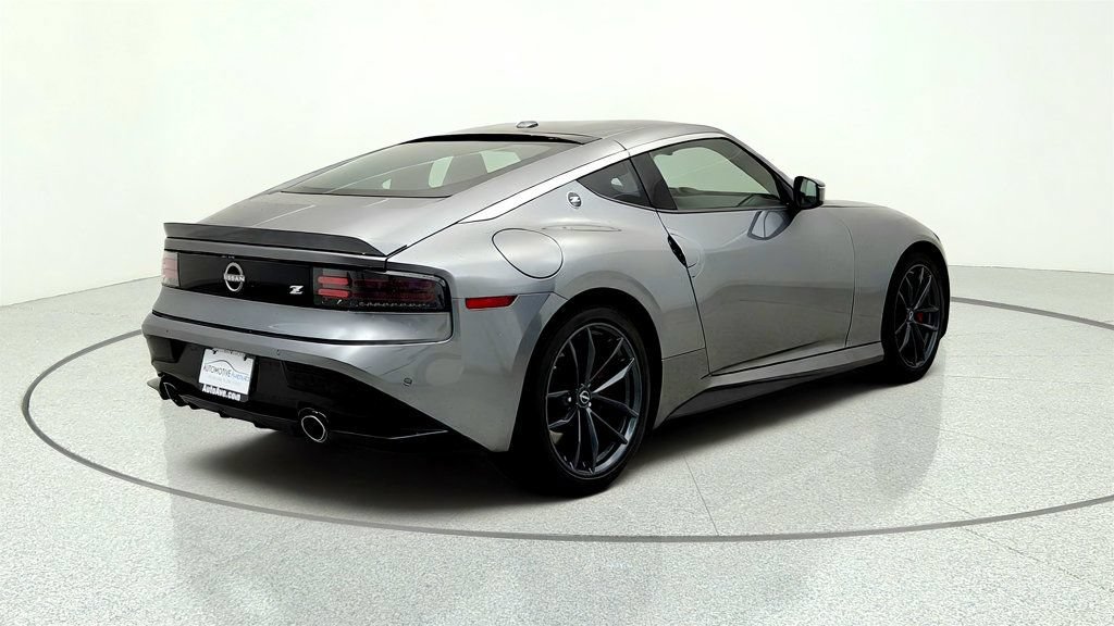 Used 2025 Nissan Z Performance w/ Floor Mat Package RWD image 5
