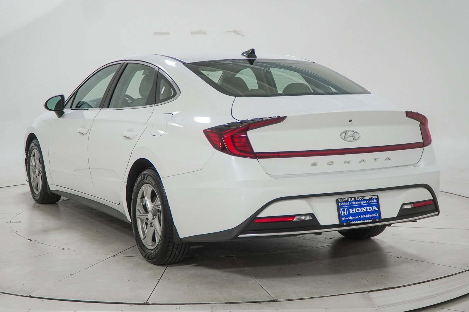 Used 2022 Hyundai Sonata SE FWD image 7