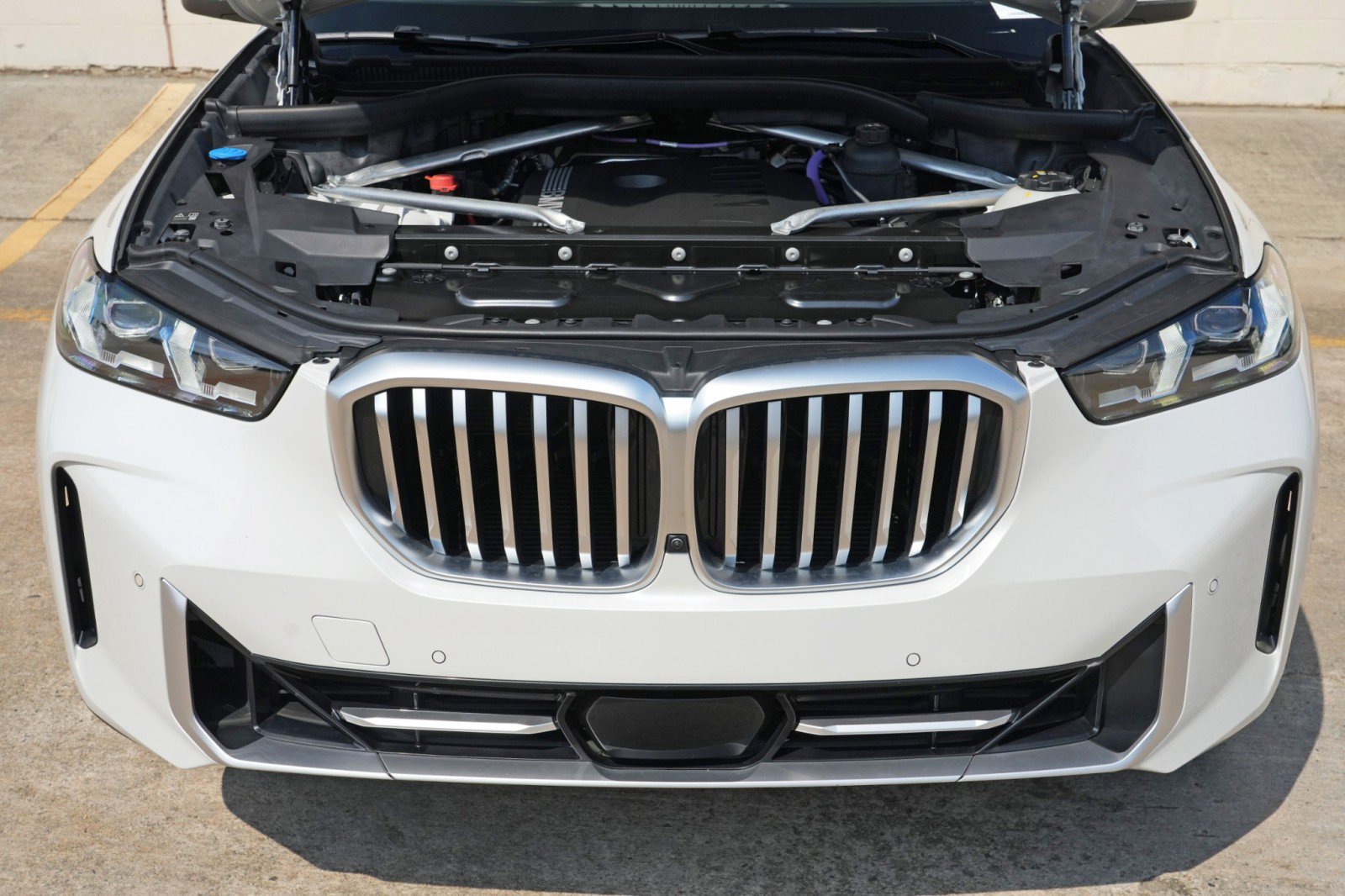 Used 2024 BMW X5 sDrive40i w/ Premium Package RWD image 8