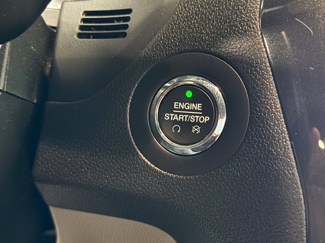 Used 2018 Ford Explorer Limited w/ Equipment Group 301A FWD image 12