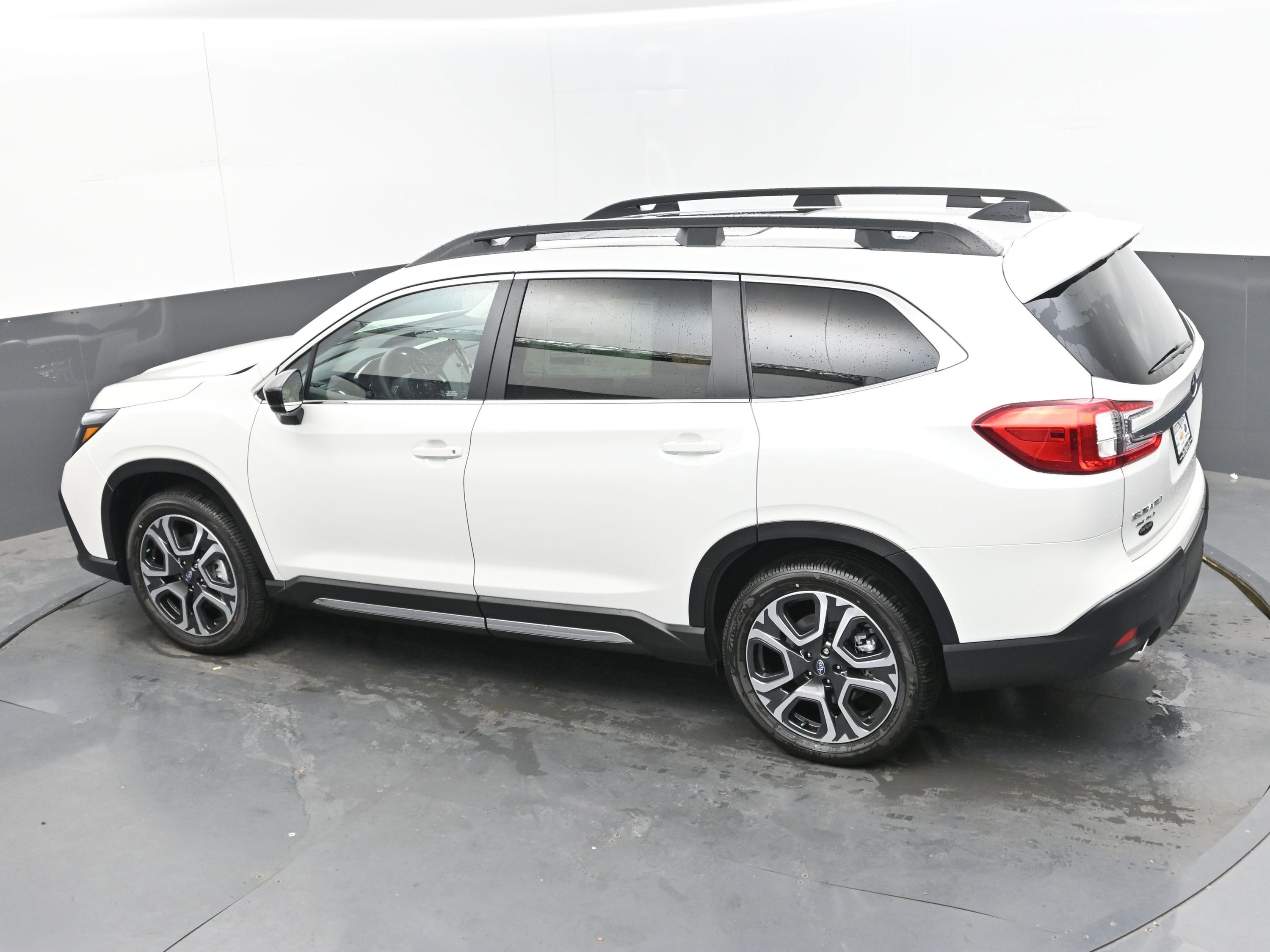 Certified 2025 Subaru Ascent Limited image 36