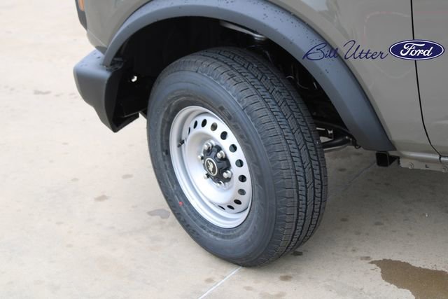 New 2025 Ford Bronco 4-Door image 5