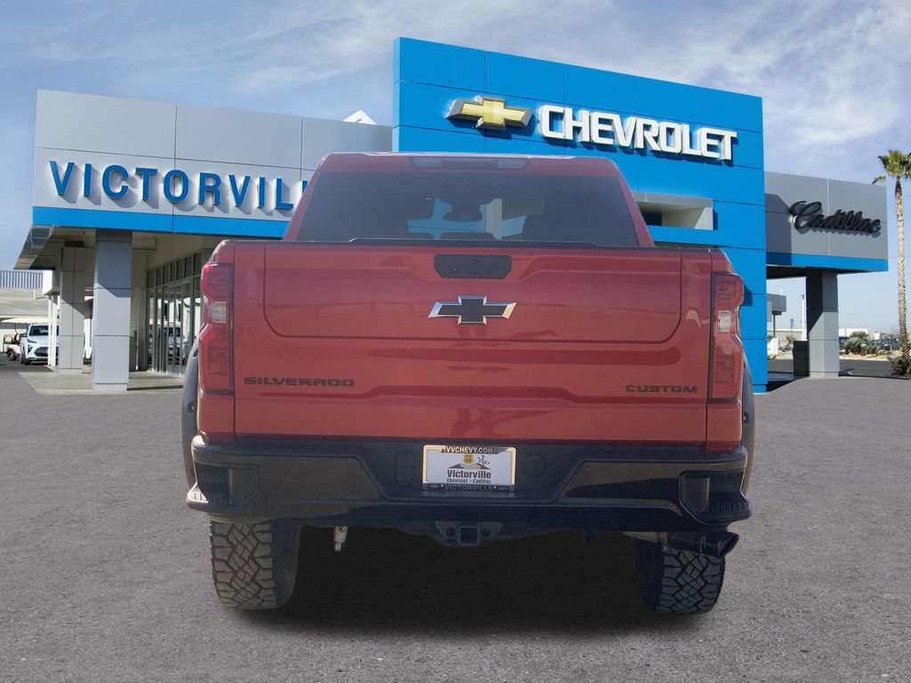 Certified 2024 Chevrolet Silverado 1500 Custom Trail Boss w/ Dark Appearance Package AWD/4WD image 5