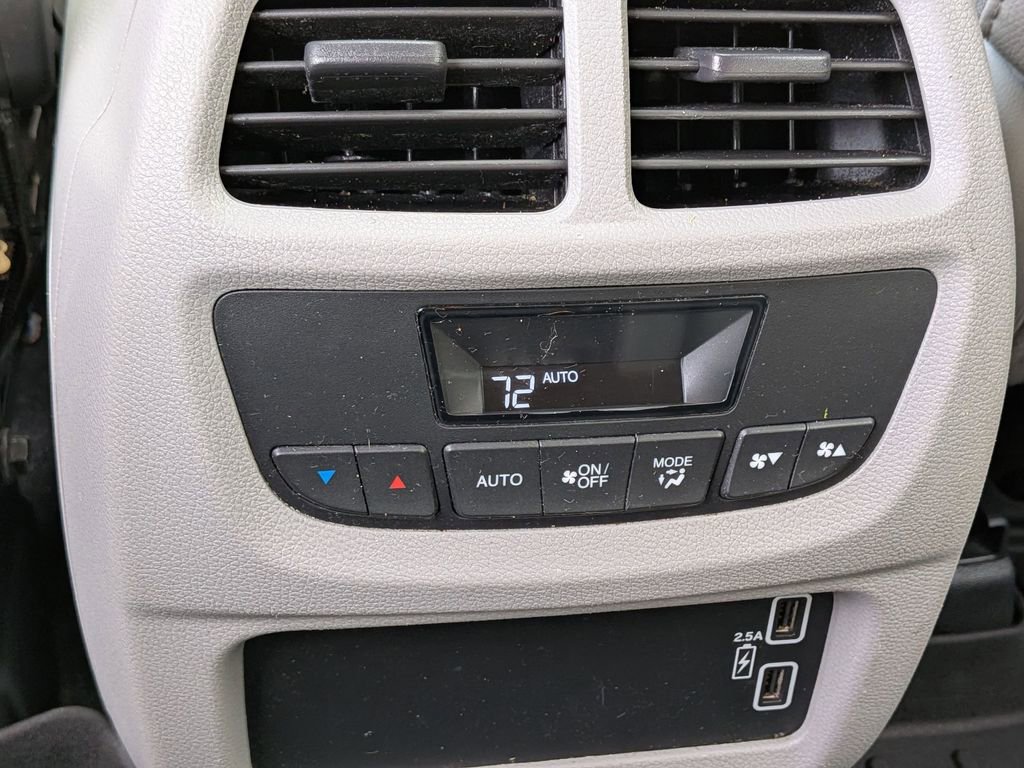 Used 2022 Honda Pilot EX-L image 27