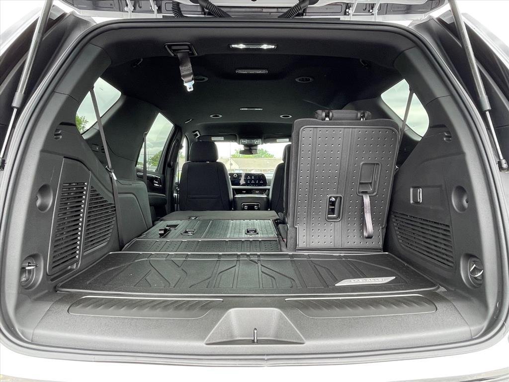 New 2026 Chevrolet Tahoe LS w/ LPO, Dark Essentials Package AWD/4WD image 25