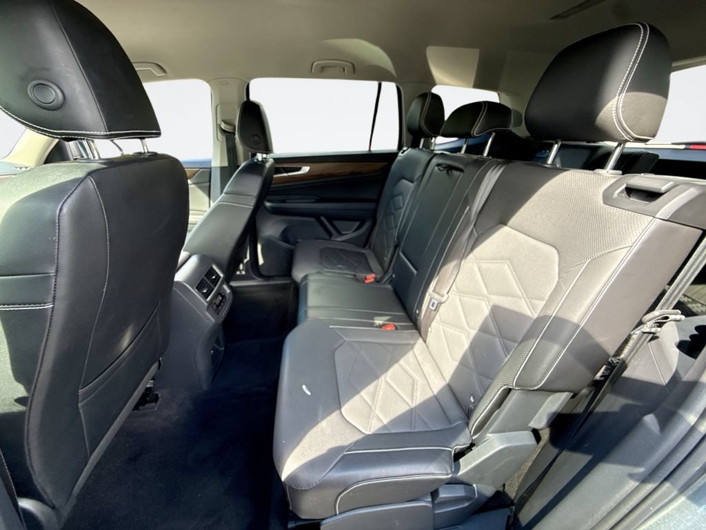 Used 2024 Volkswagen Atlas SE FWD image 24