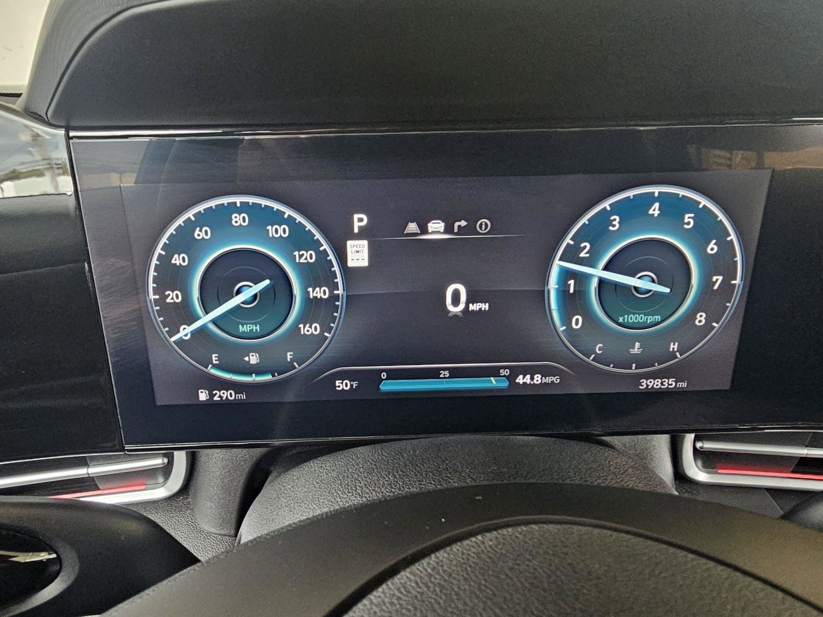 Used 2024 Hyundai Elantra SEL image 30