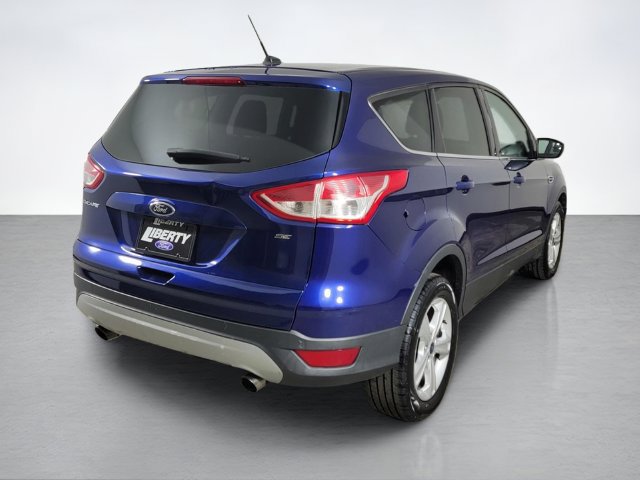 Used 2015 Ford Escape SE FWD image 3