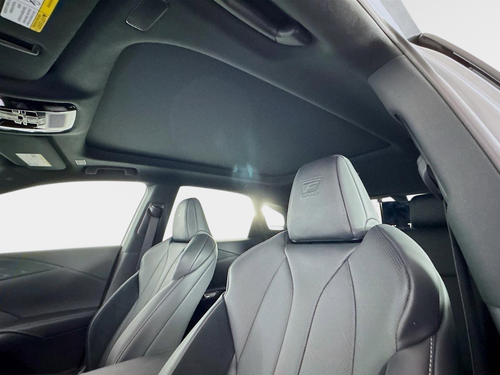 Used 2024 Lexus RX 500h F Sport w/ Convenience Package image 15