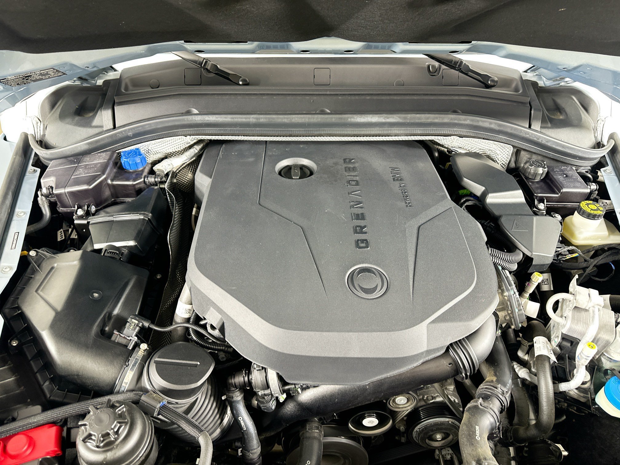 Used 2024 INEOS Grenadier Station Wagon AWD/4WD image 13